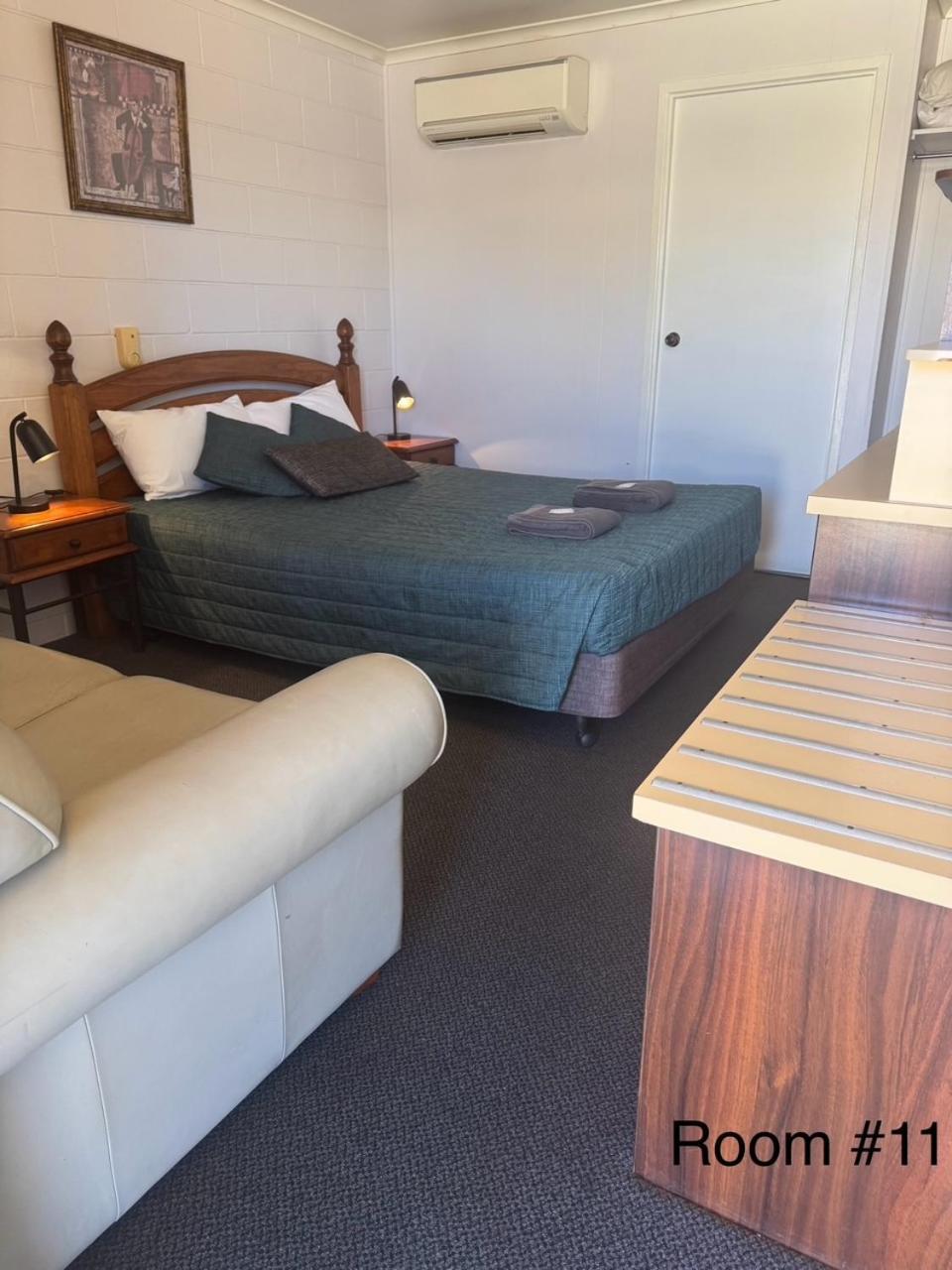 Warrego Motel Charleville Dış mekan fotoğraf