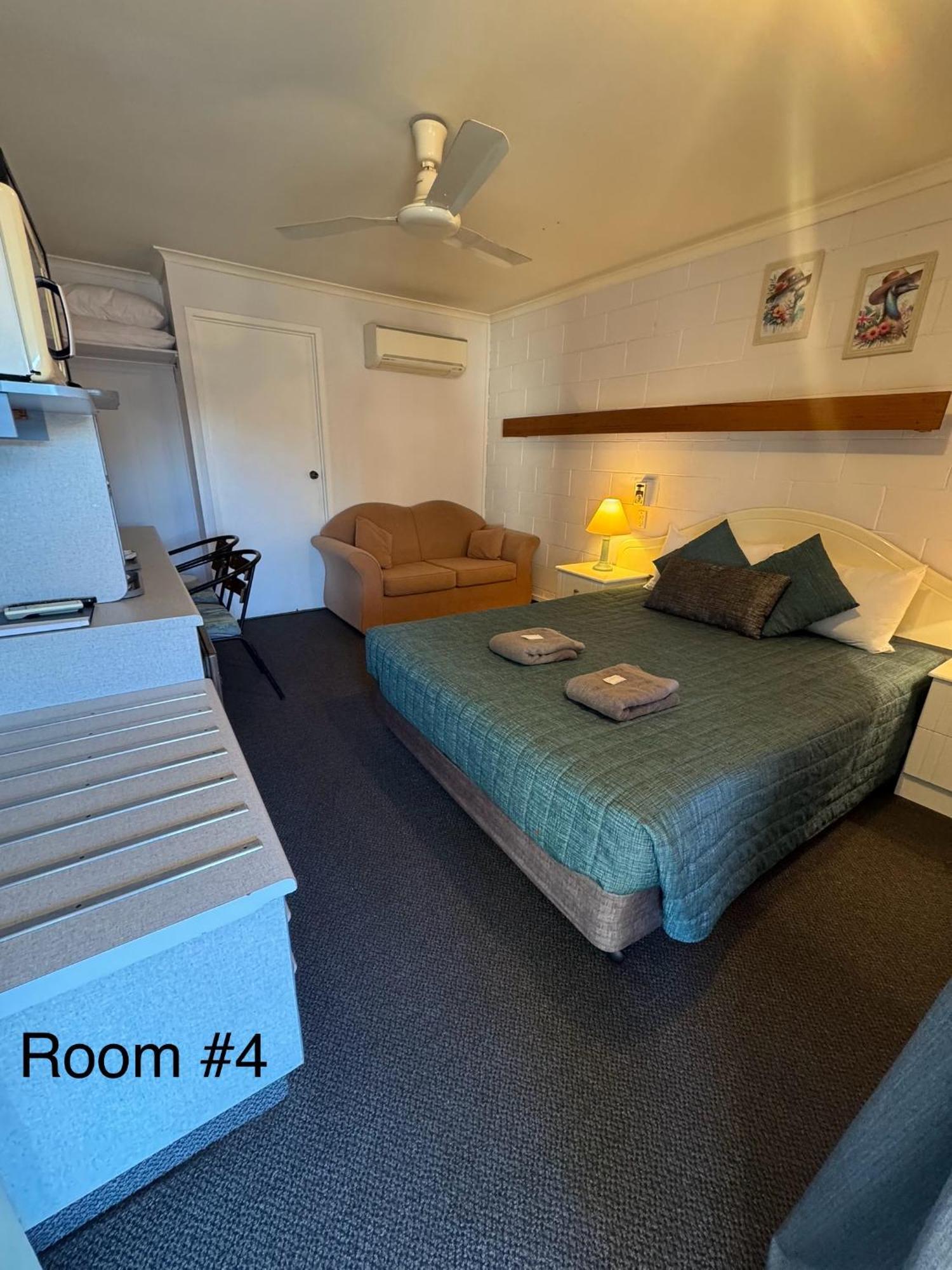 Warrego Motel Charleville Dış mekan fotoğraf